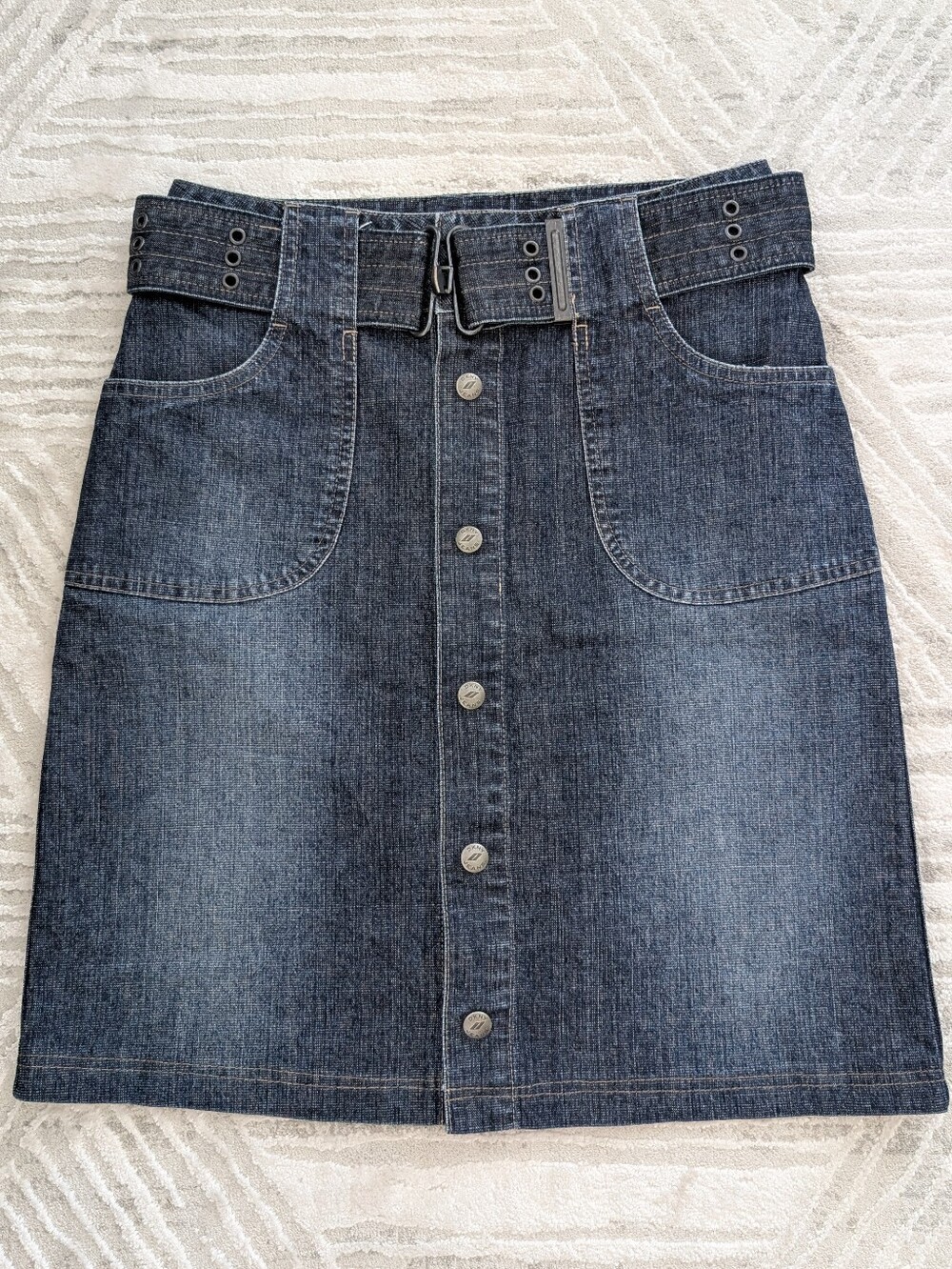 DKNY Jeans Classic Dark Blue Washed Denim Button-Front Skirt with Belt